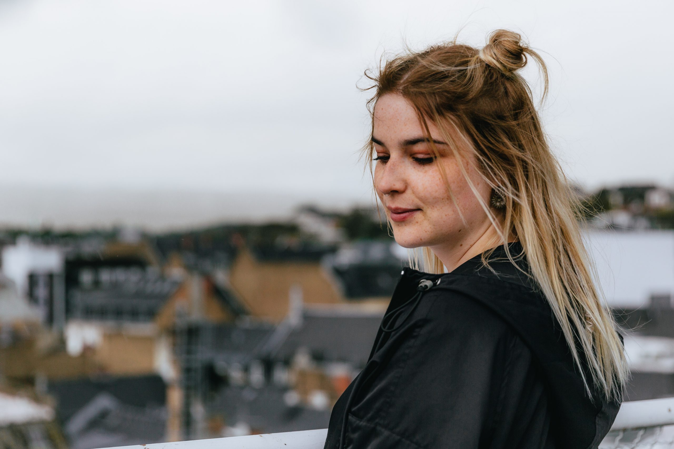 Portrait blue hour Parkdeck Wiesbaden Shooting